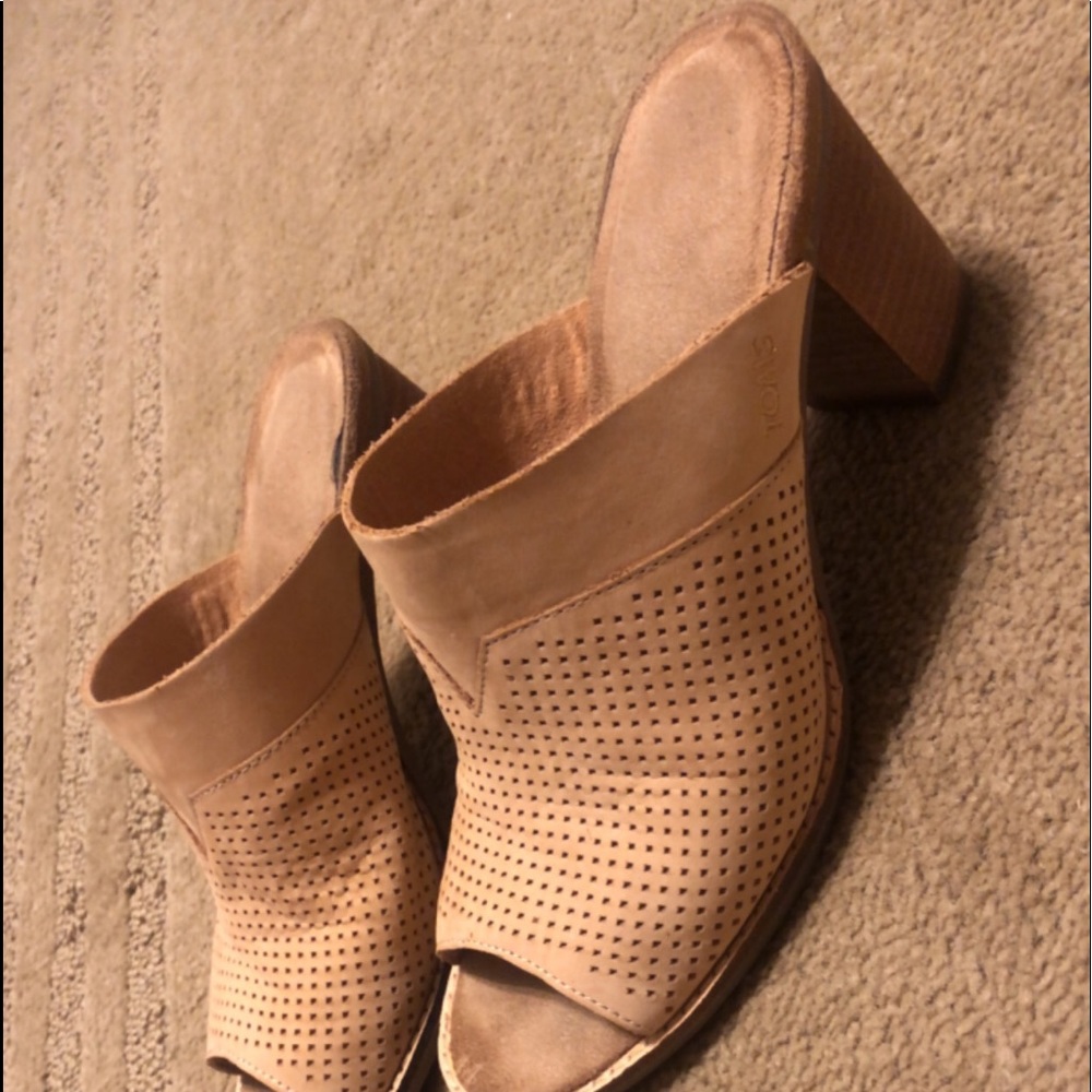 Toms slip in heels